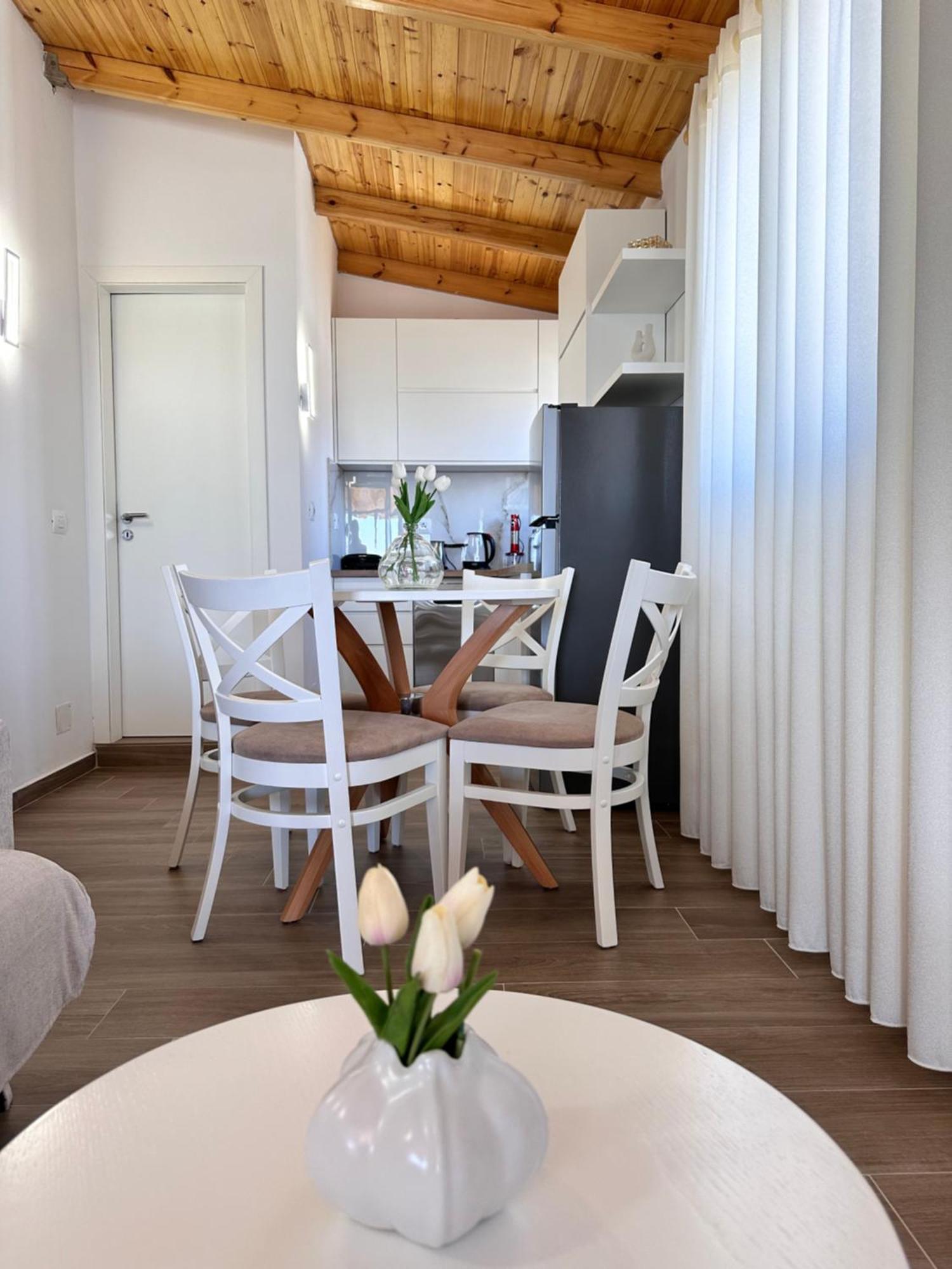 Panoramic Views Of Saranda Apartment ภายนอก รูปภาพ