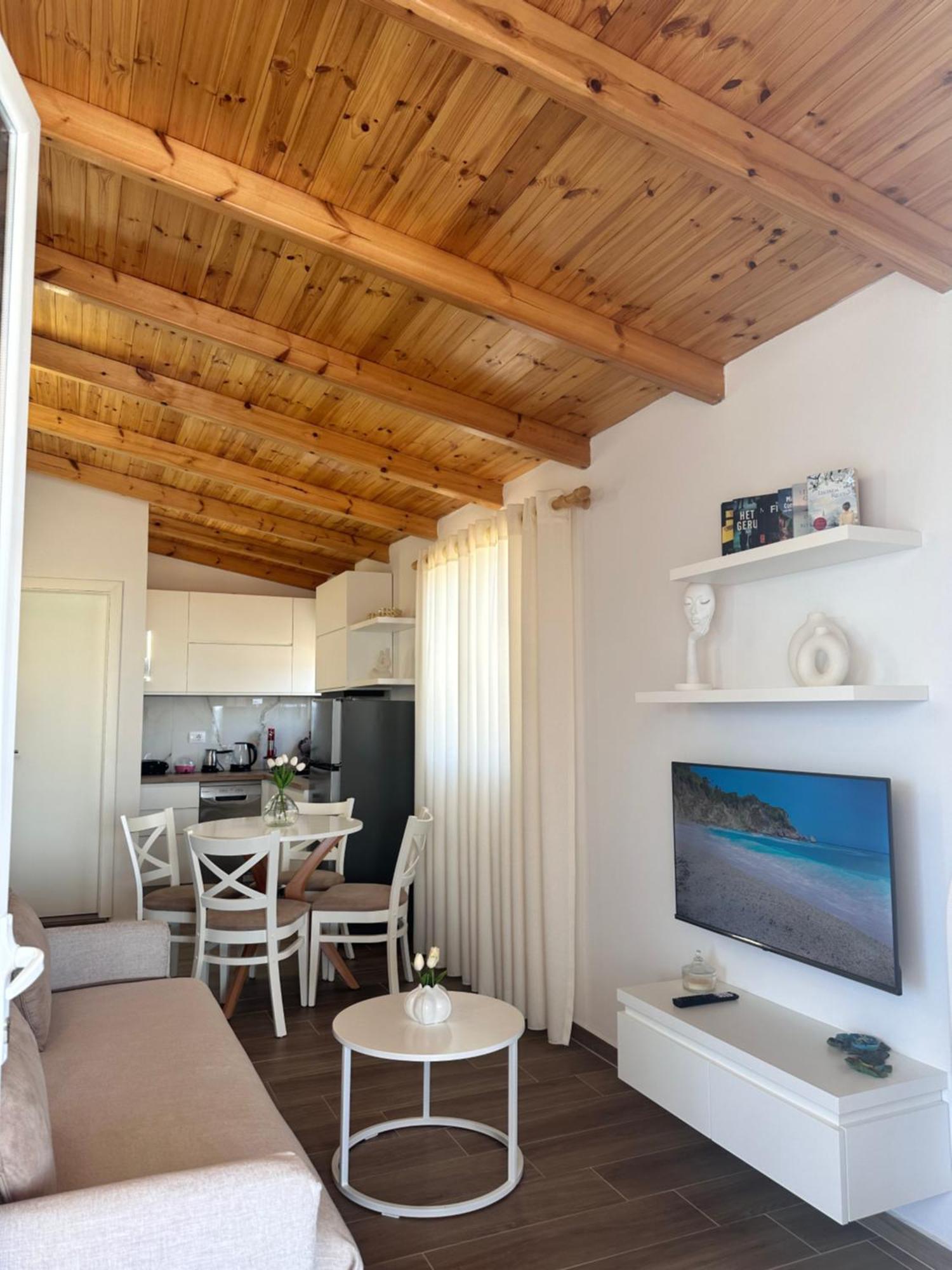 Panoramic Views Of Saranda Apartment ภายนอก รูปภาพ