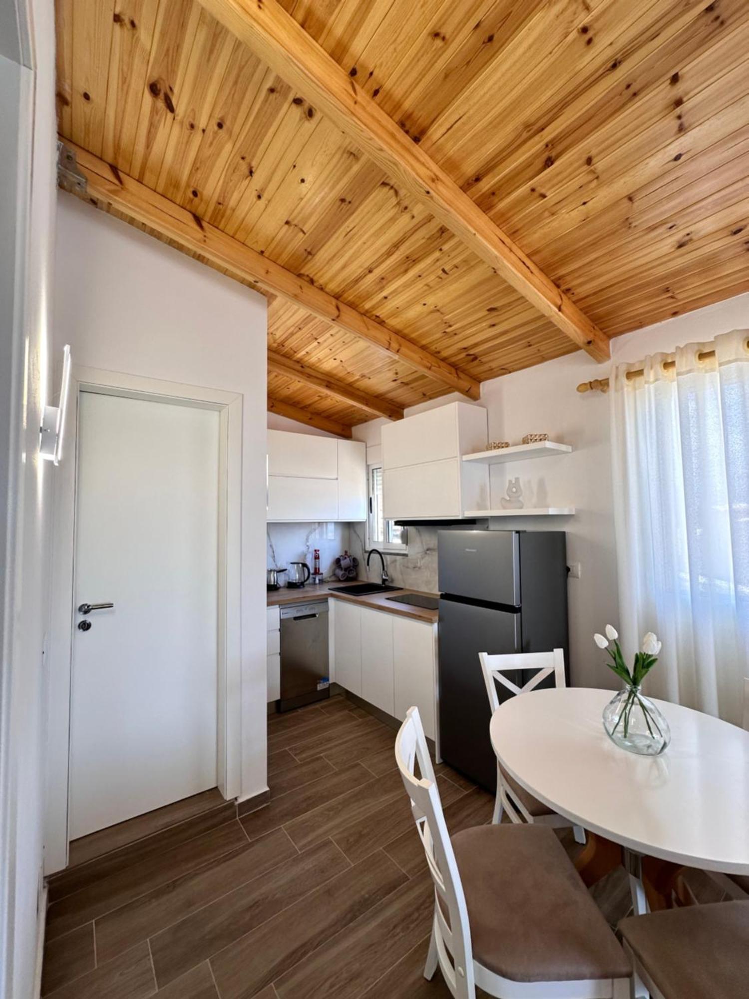 Panoramic Views Of Saranda Apartment ภายนอก รูปภาพ